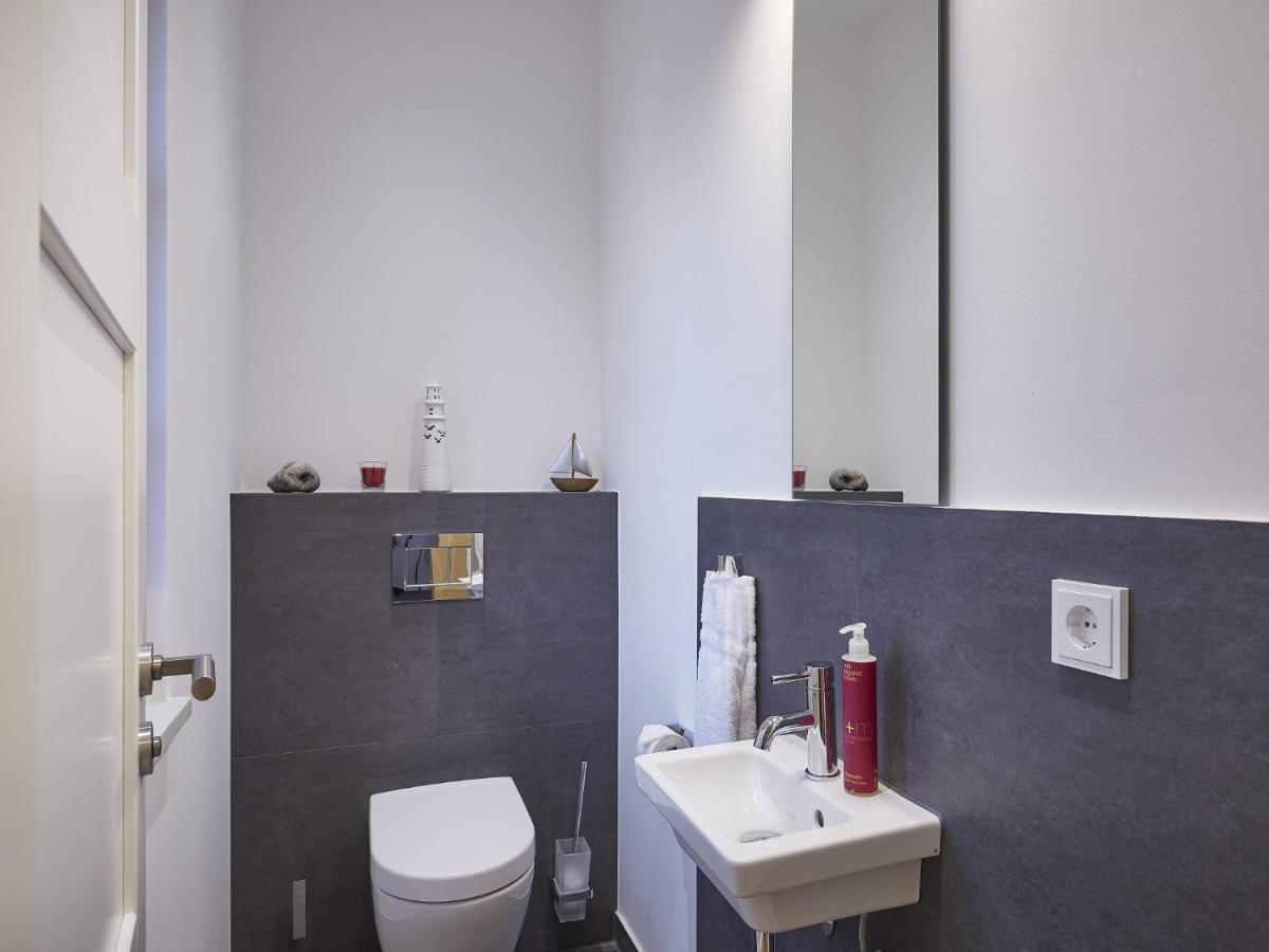 Reetland Am Meer - Premium Reetdachvilla Mit 3 Schlafzimmern, Sauna, Kamin Und Massagesessel F05 Dranske Buitenkant foto