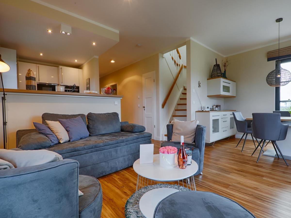 Reetland Am Meer - Premium Reetdachvilla Mit 3 Schlafzimmern, Sauna, Kamin Und Massagesessel F05 Dranske Buitenkant foto
